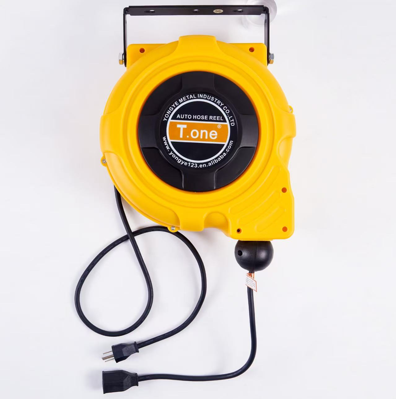 Carrete de Cable Retráctil Aut - Electric Reel reseña y precio